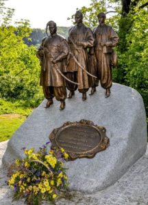 Памятник украинским козакам в Вене.